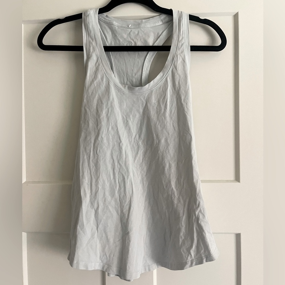 Lululemon workout tank top size 6